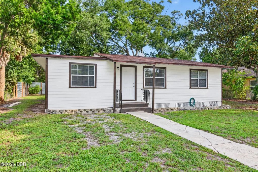 218 Kingston Avenue, Daytona Beach