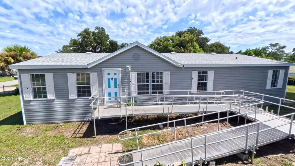 1146 Bayview Lane, Port Orange