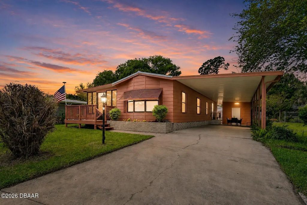 727 Rolling Hills Drive, Port Orange