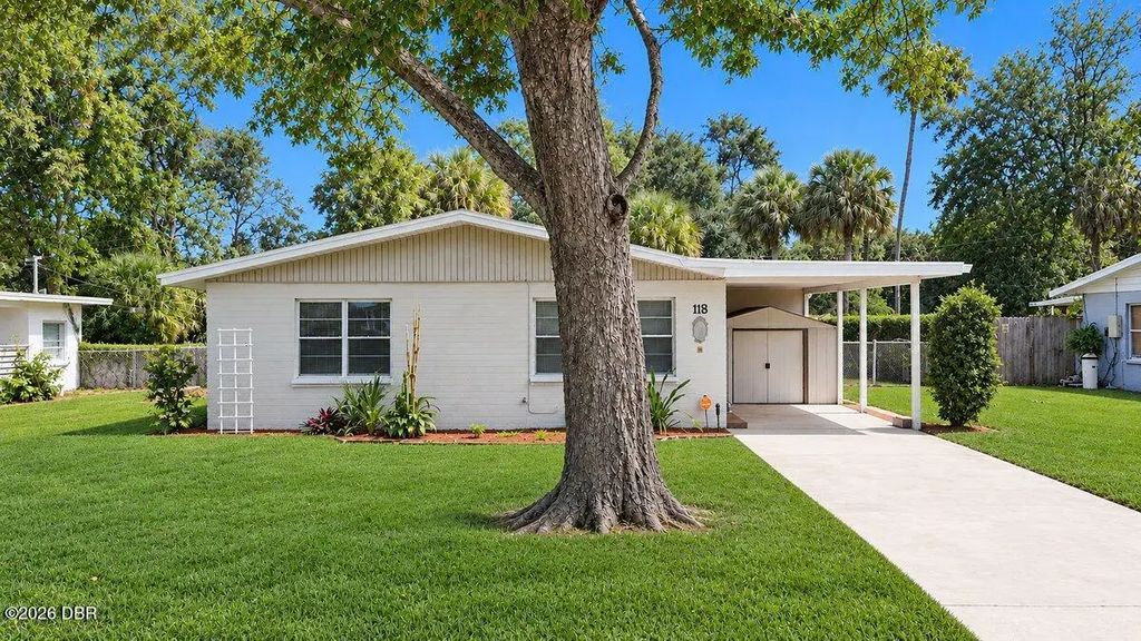 118 Palm Drive, Daytona Beach