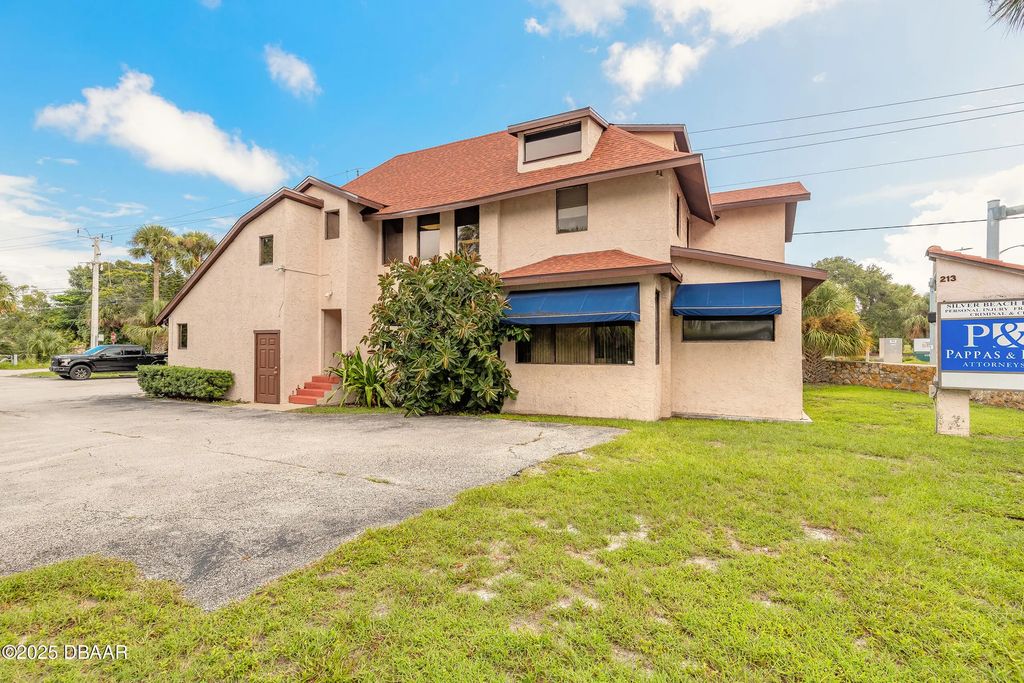 213 Silver Beach Avenue, Daytona Beach