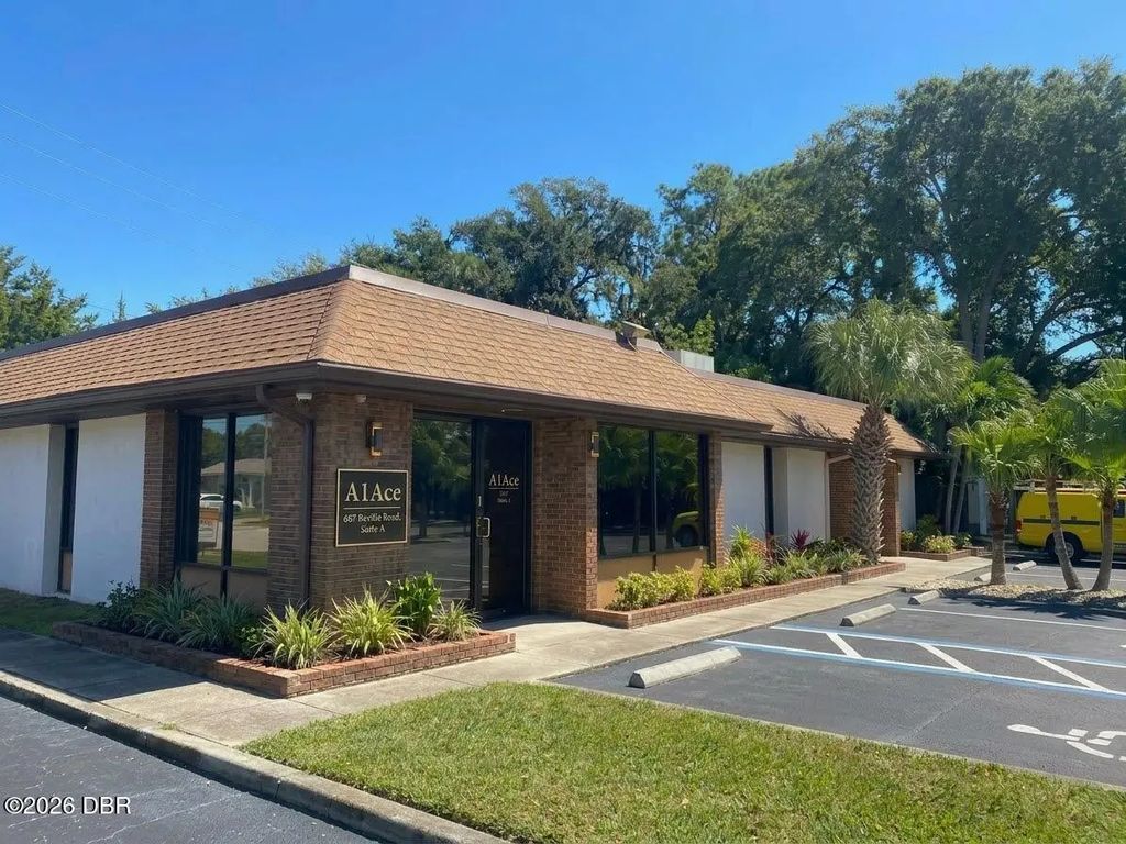 687 Beville Road, South Daytona