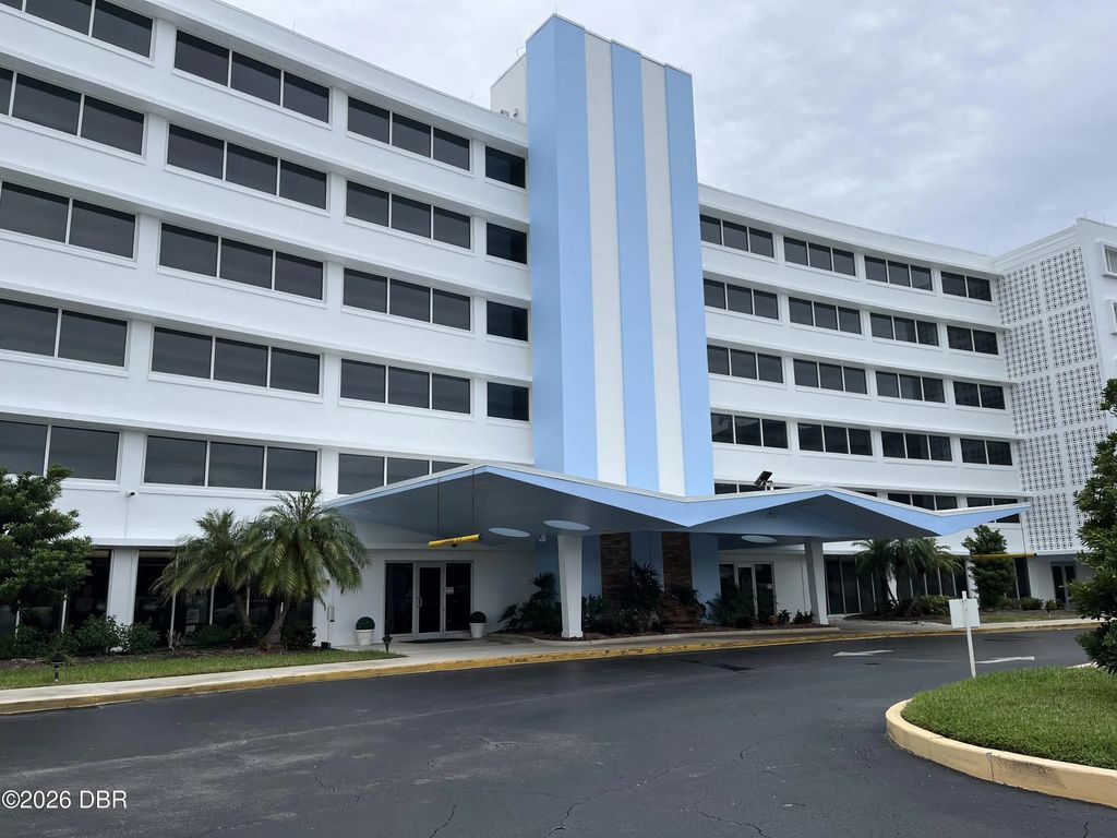 1224 S Peninsula Drive S, Daytona Beach