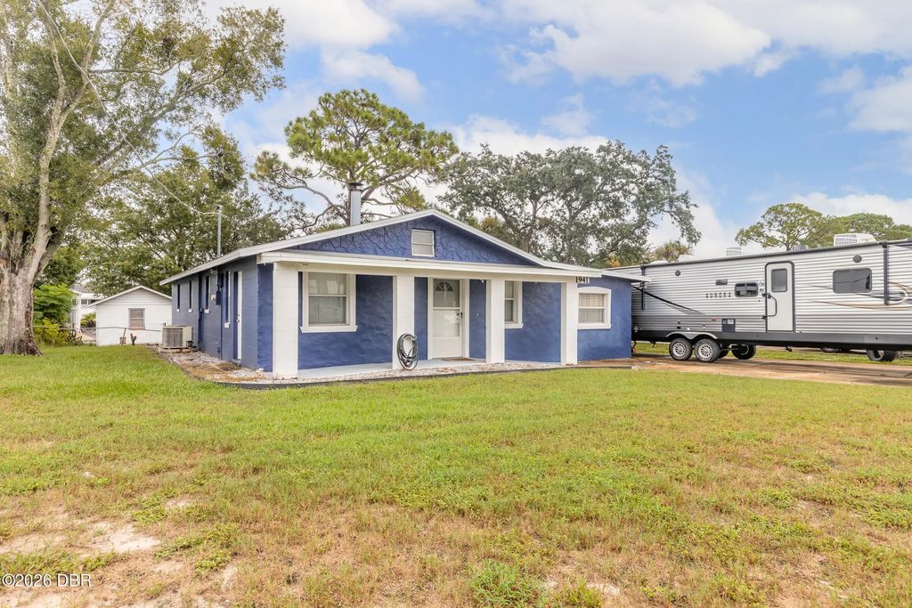 1941 Forest Avenue, Daytona Beach