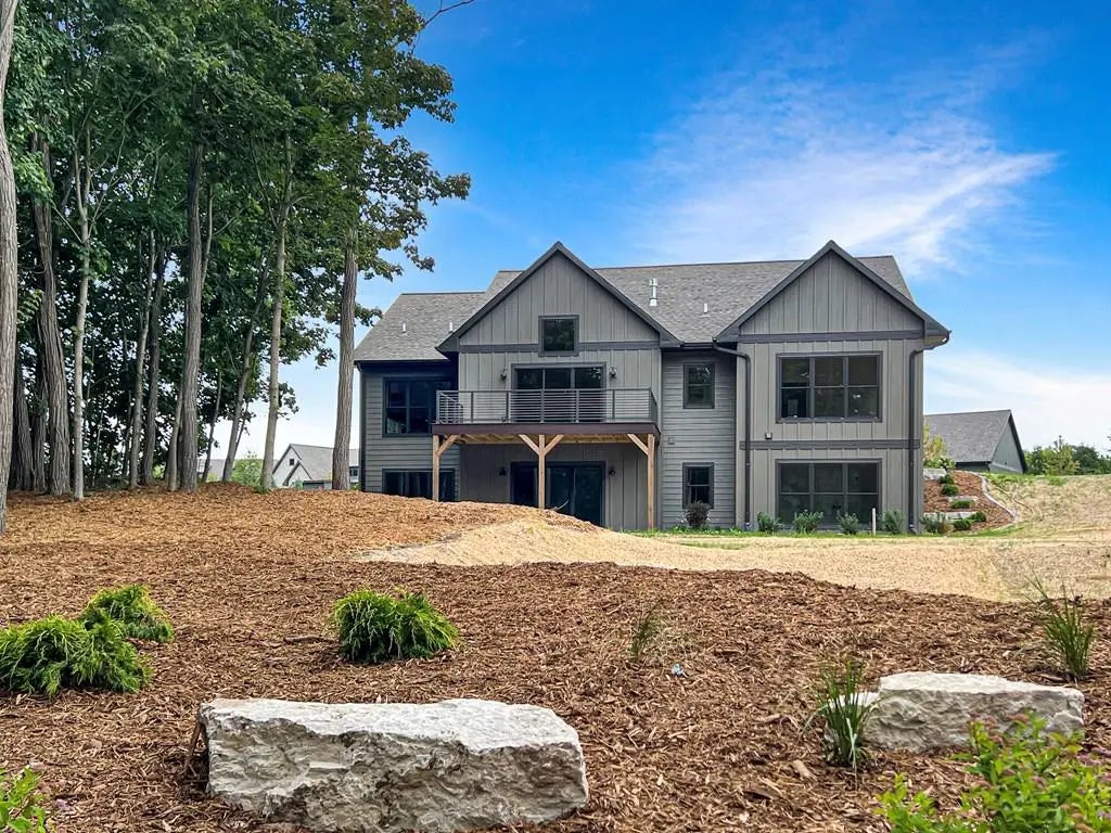 10633 Cove Ln, Sister Bay