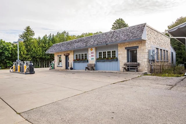 10748 N Bay Shore Dr, Sister Bay