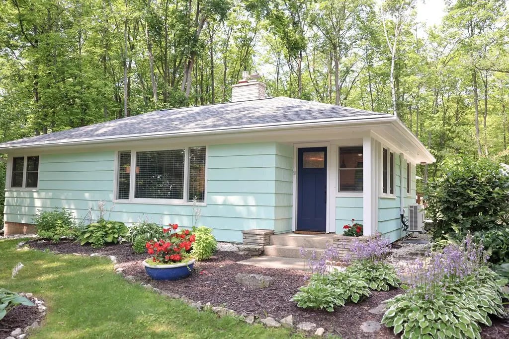 2050 Seaquist Rd, Sister Bay