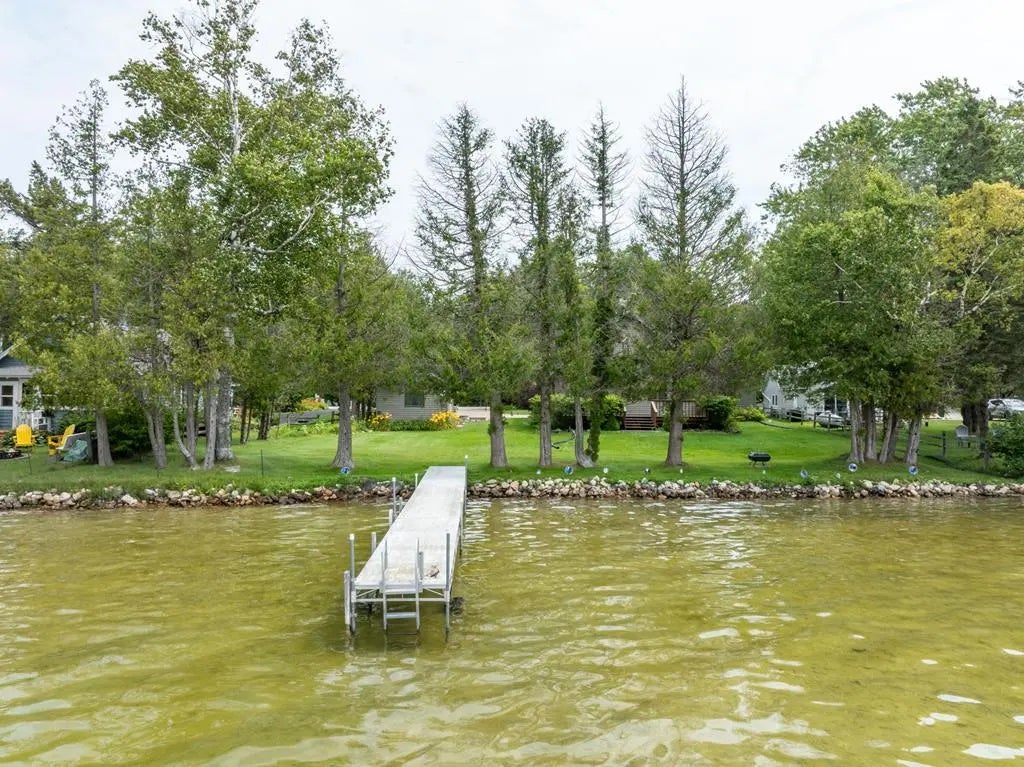 5589 Clark Lake Dr, Jacksonport