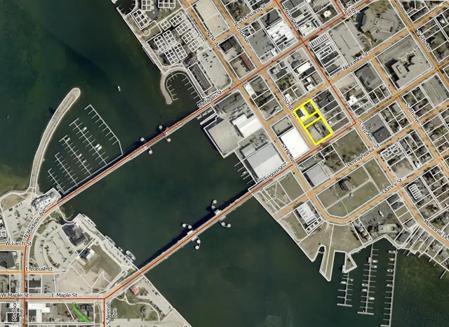 110 S 2nd Ave, Sturgeon Bay