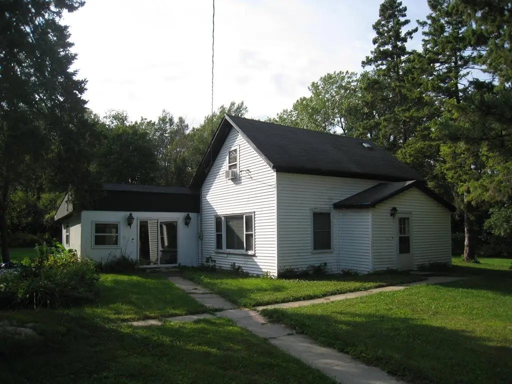 1921 S Neenah Ave, Sturgeon Bay