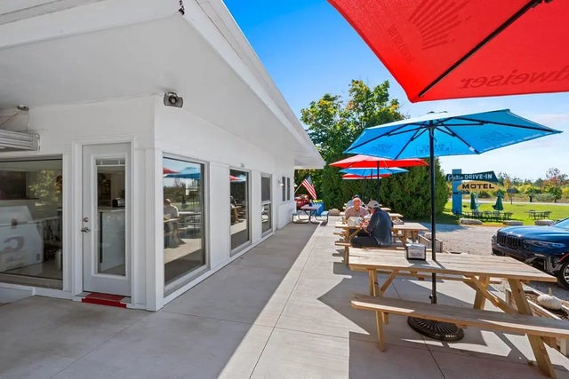 10440 Orchard Dr, Sister Bay