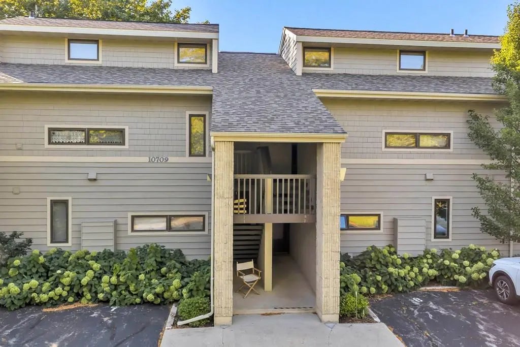 10709 S Spring Rd, Sister Bay