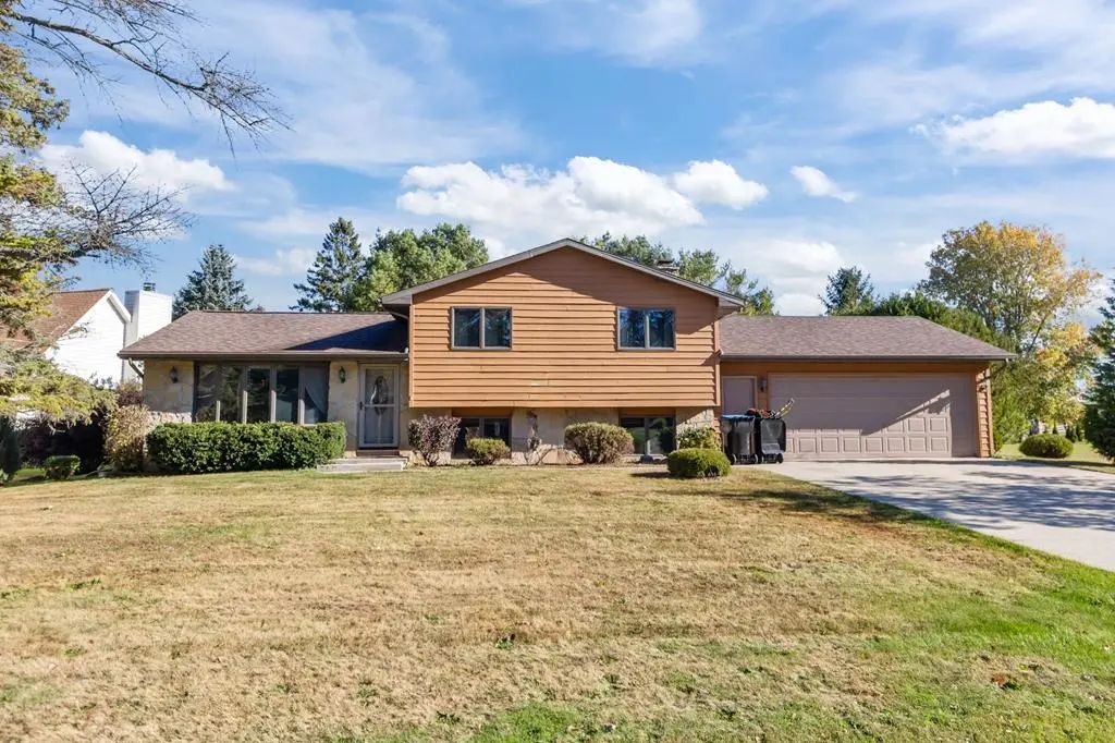 634 Walnut Pl, Sturgeon Bay