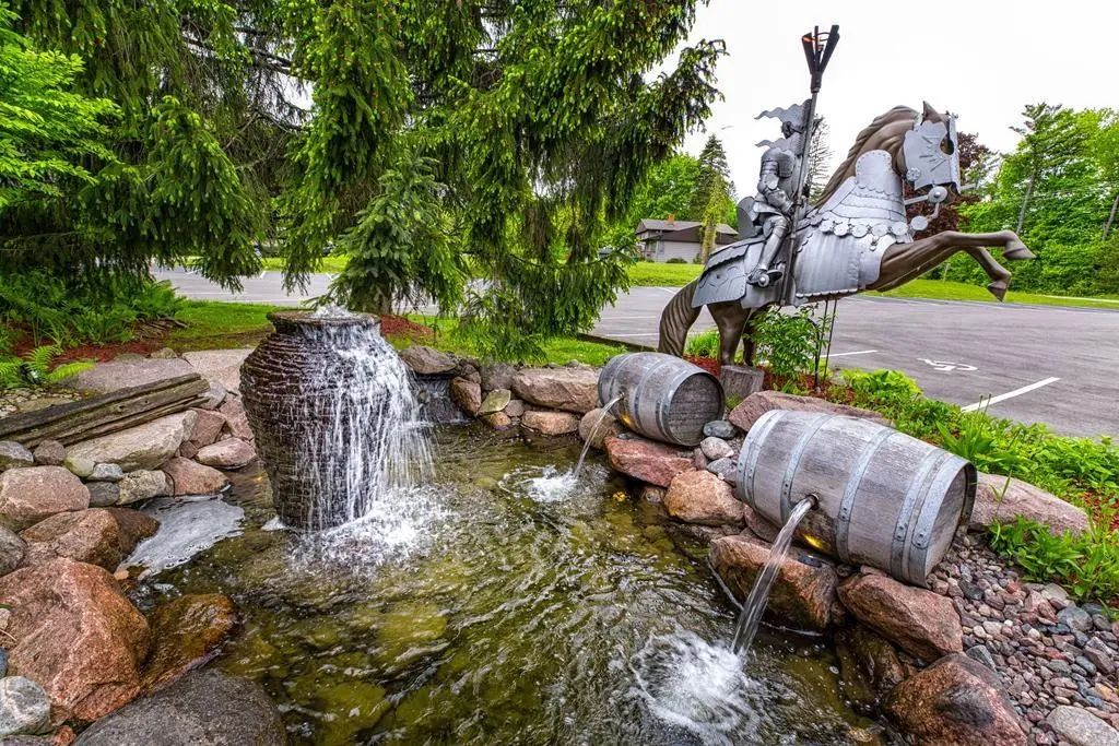 3713 Hwy 42, Fish Creek