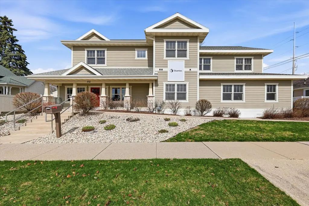 312 N 5th Ave, Sturgeon Bay