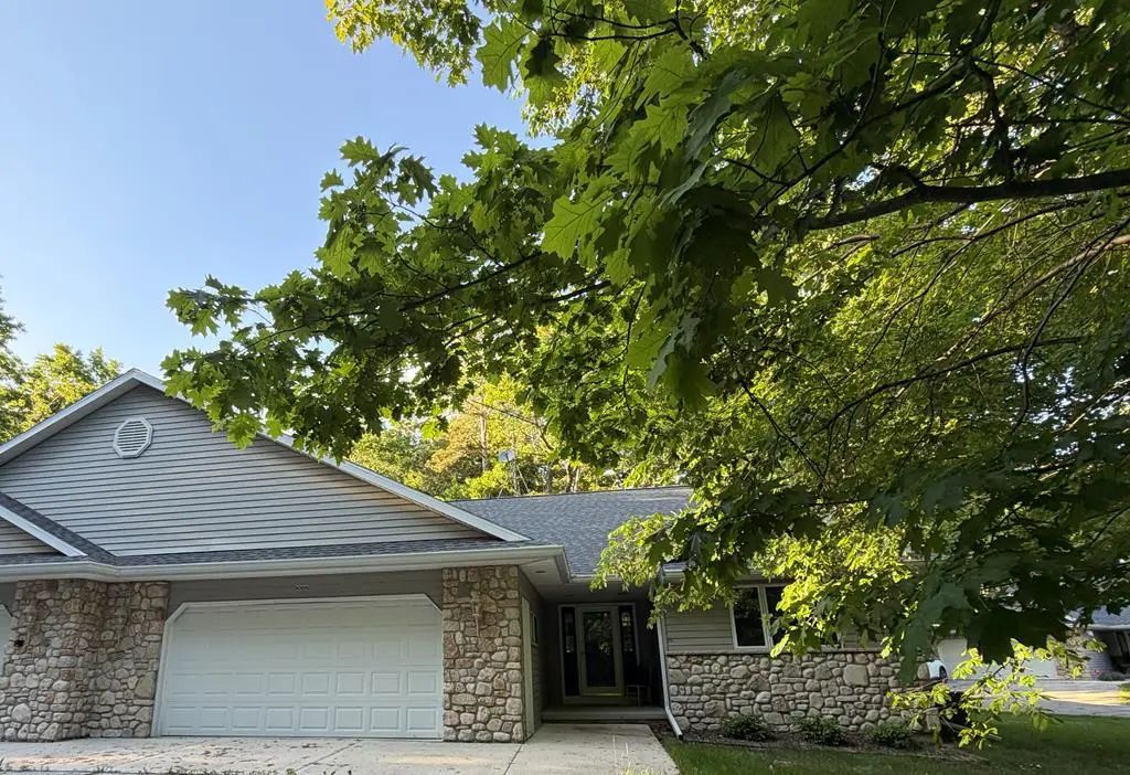 8086 E. Oaks Dr, Baileys Harbor