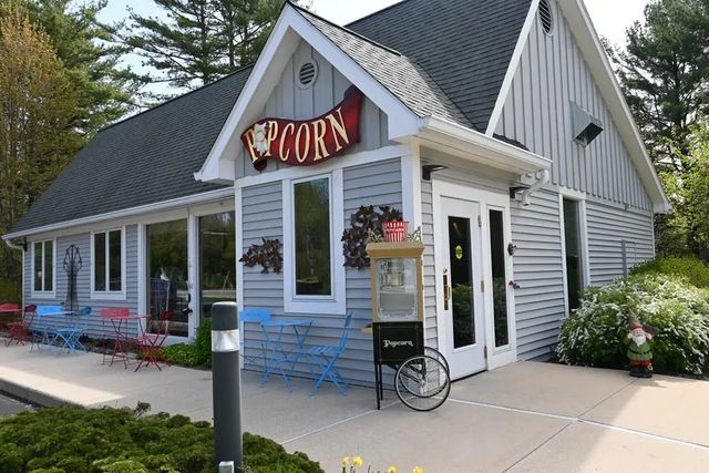 12046 Hwy 42, Ellison Bay