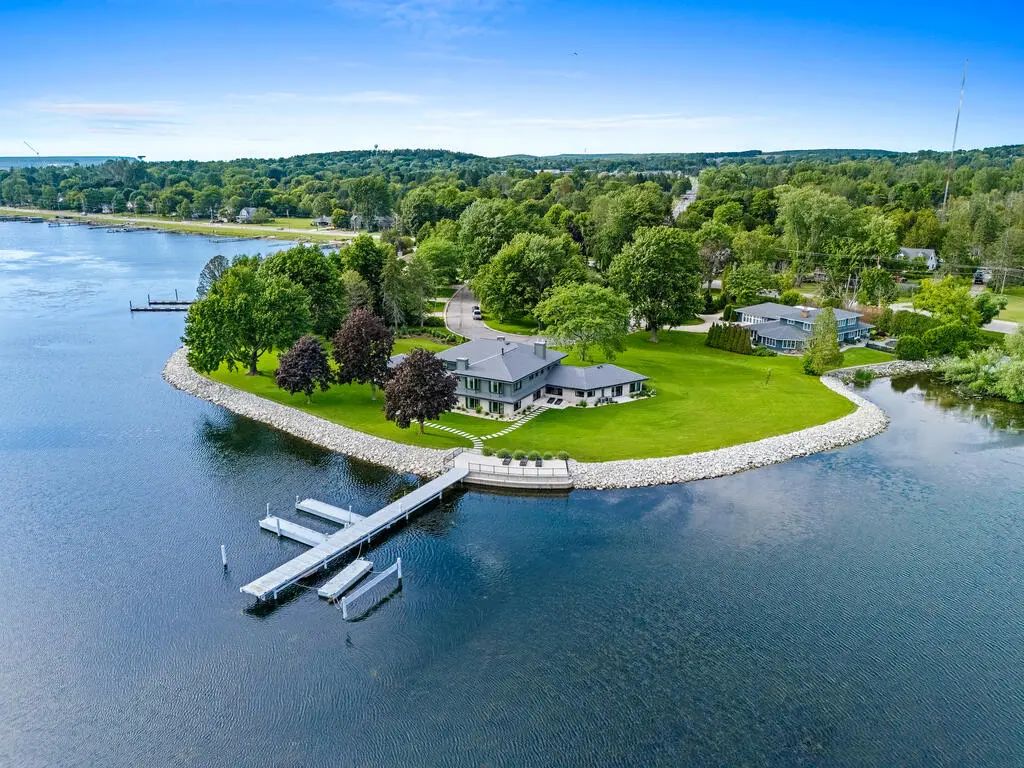 55 Utopia Cir, Sturgeon Bay