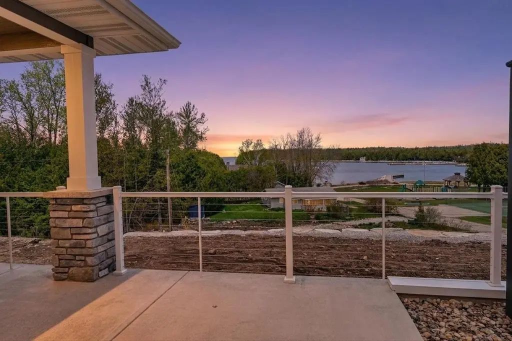 11935 Hwy 42, Ellison Bay