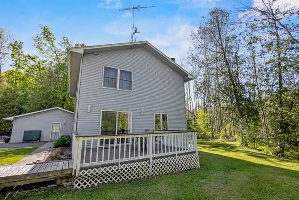 7733 Sleepy Hollow Rd, Egg Harbor