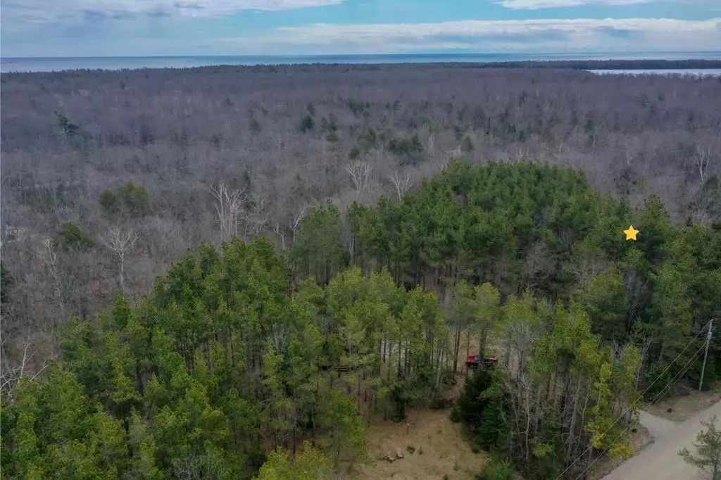 Fawn Ln, Ellison Bay