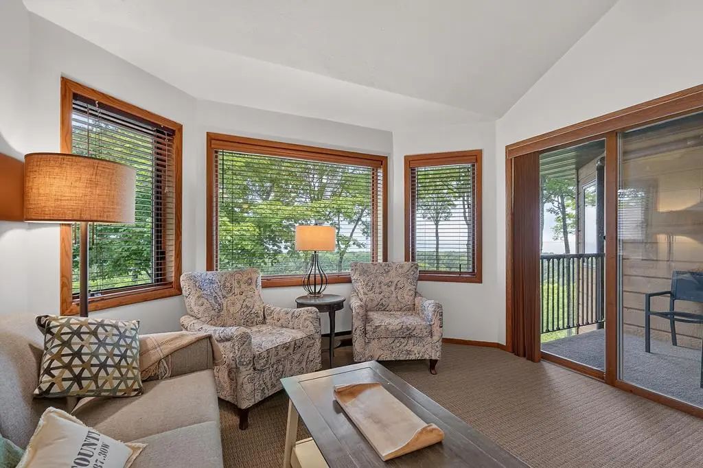 4920 Landmark Cir, Egg Harbor