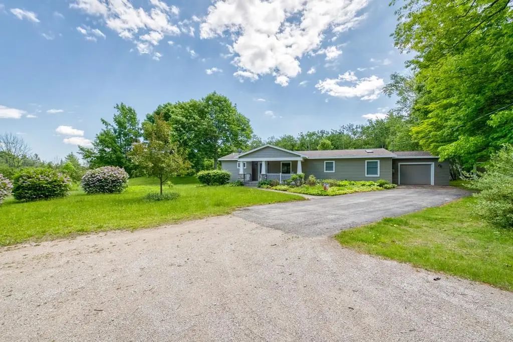 2109 Porcupine Bay Rd, Town of Liberty Grov
