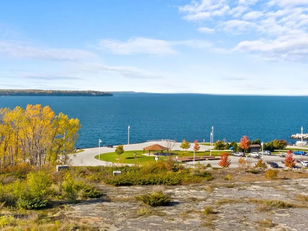 Lot 8 Quarry Bluff Ct, Sturgeon Bay