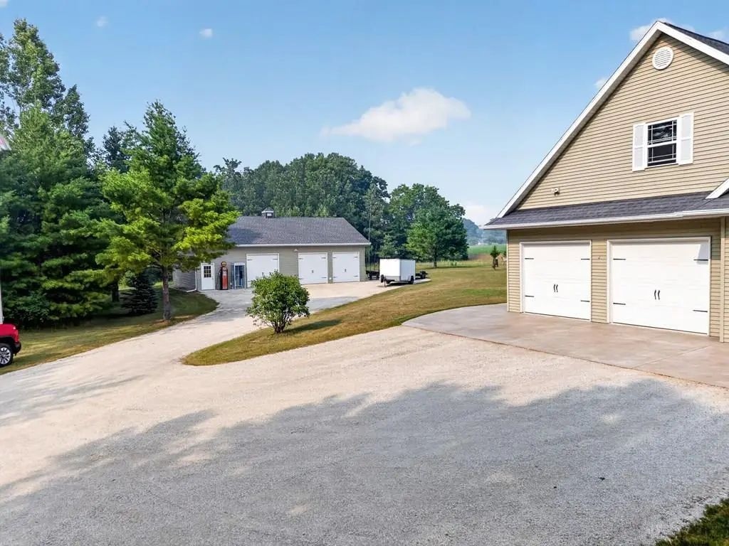 5347 County Rd Tt, Sturgeon Bay
