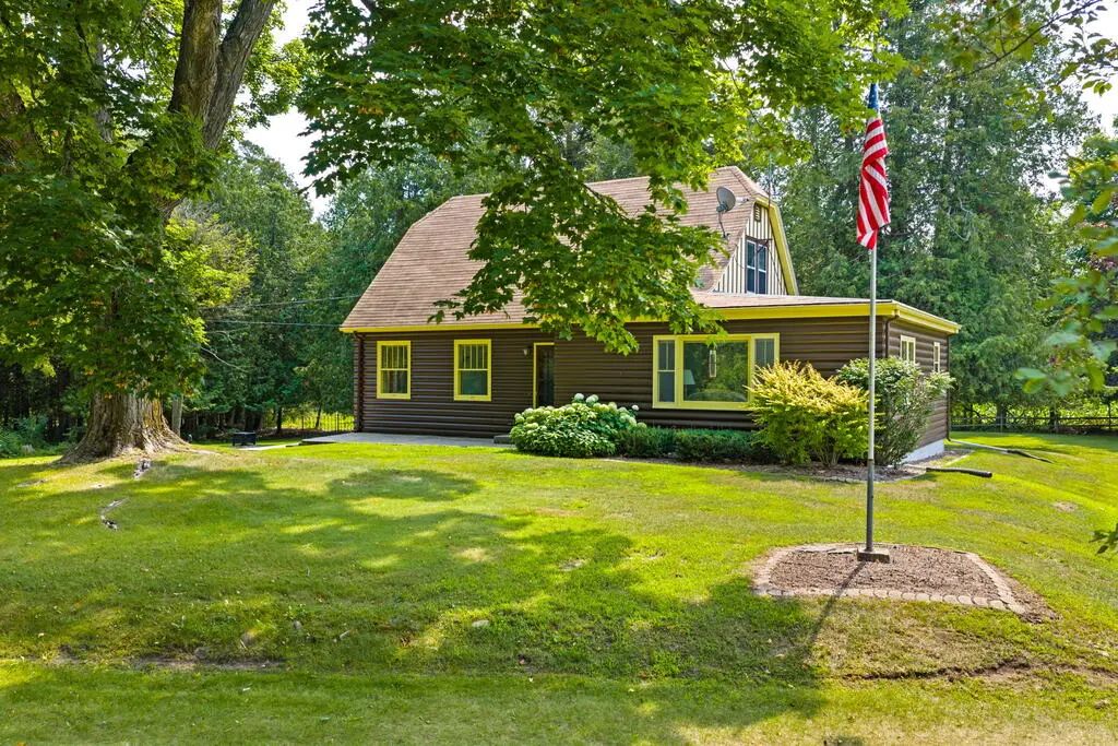 4320 Hwy 57, Sturgeon Bay
