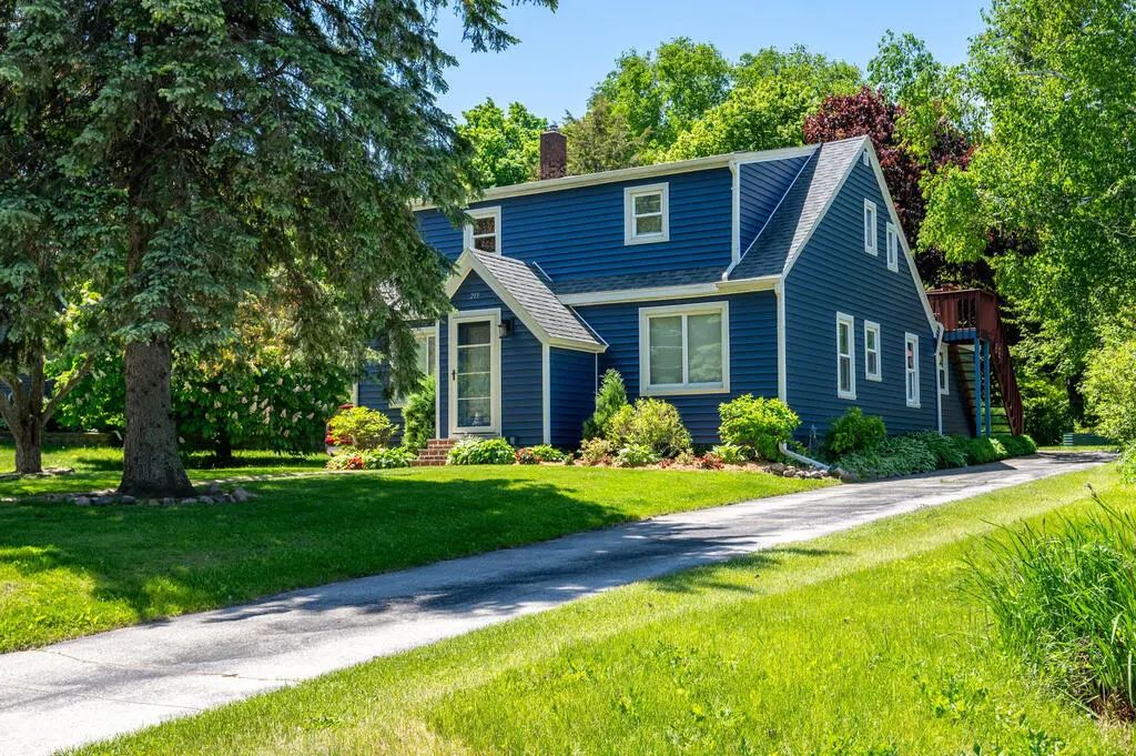 219 S Hudson Ave, Sturgeon Bay