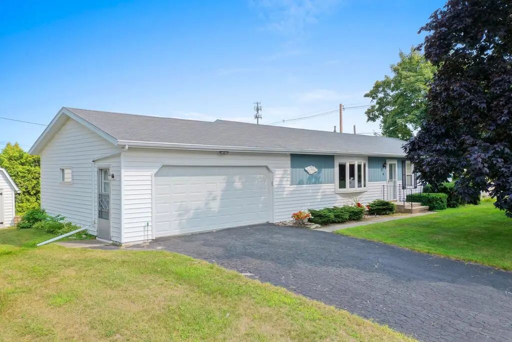 24 Baraboo Ave, Sturgeon Bay