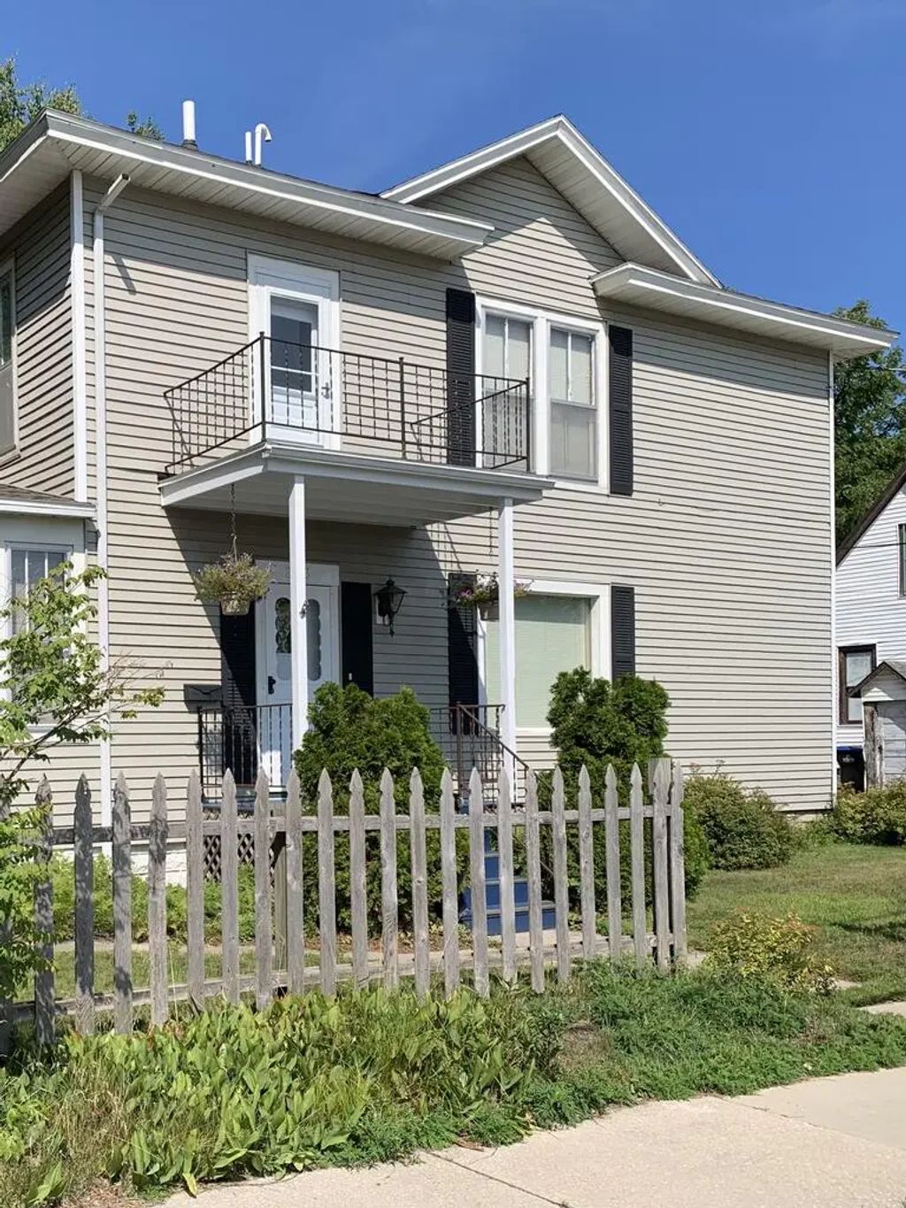 223 S Neenah Ave, Sturgeon Bay