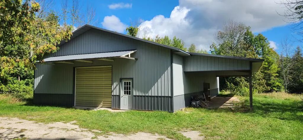 2639 Settlement Rd, Sister Bay
