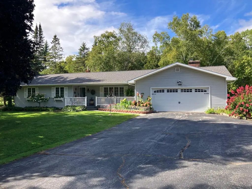 1659 N 12th Pl, Sturgeon Bay