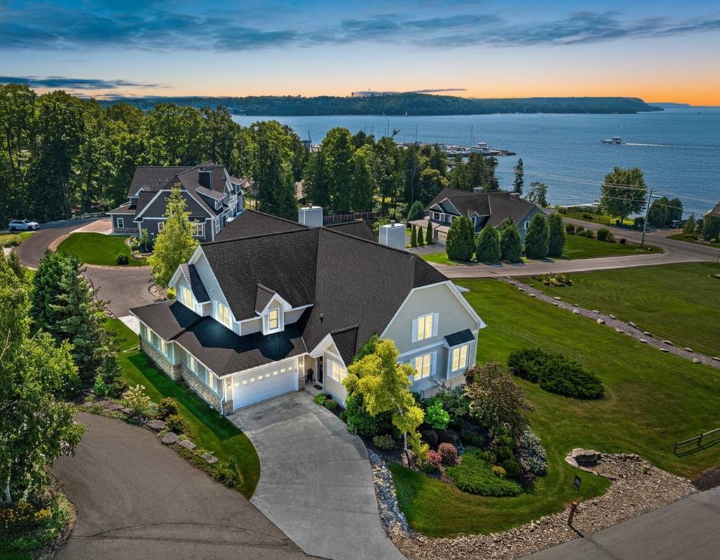 11000 Liberty Park Circle West, Sister Bay