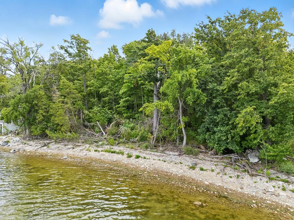 Tbd N Bay Shore Road, Brussels