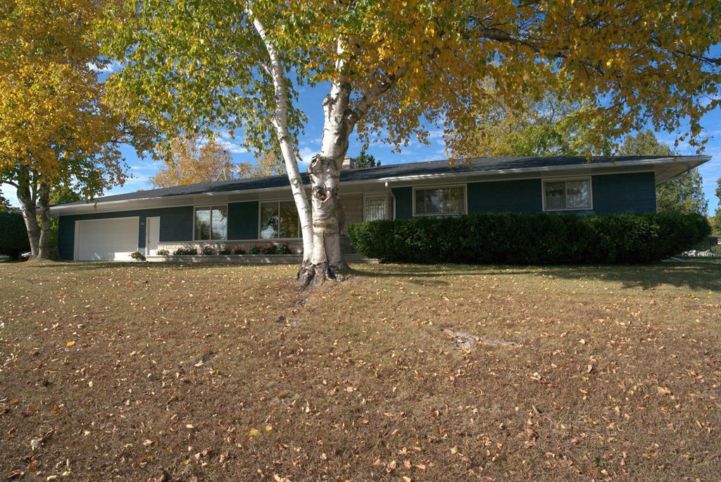 340 W Spruce Street, Sturgeon Bay