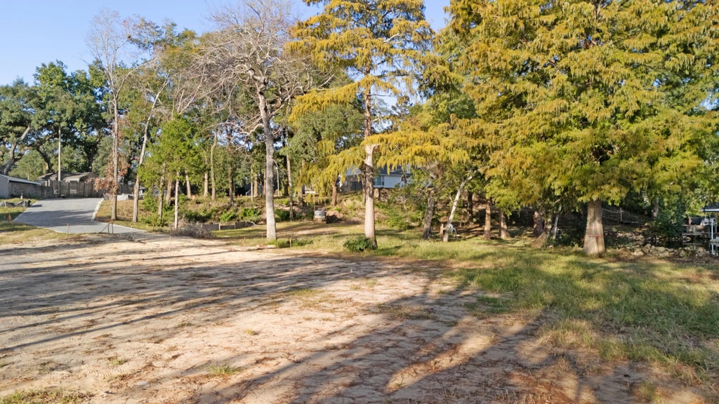 8 of 28 - 404 Seville Circle, Niceville, FL