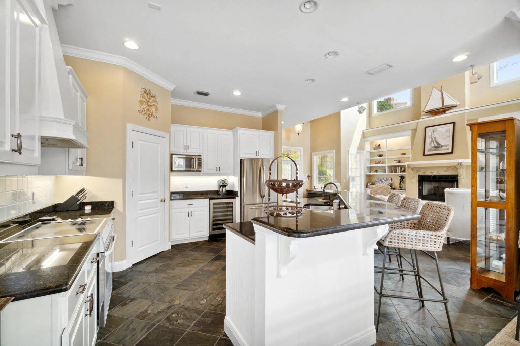 13 of 39 - 264 Lakeview Beach Drive, Miramar Beach, FL