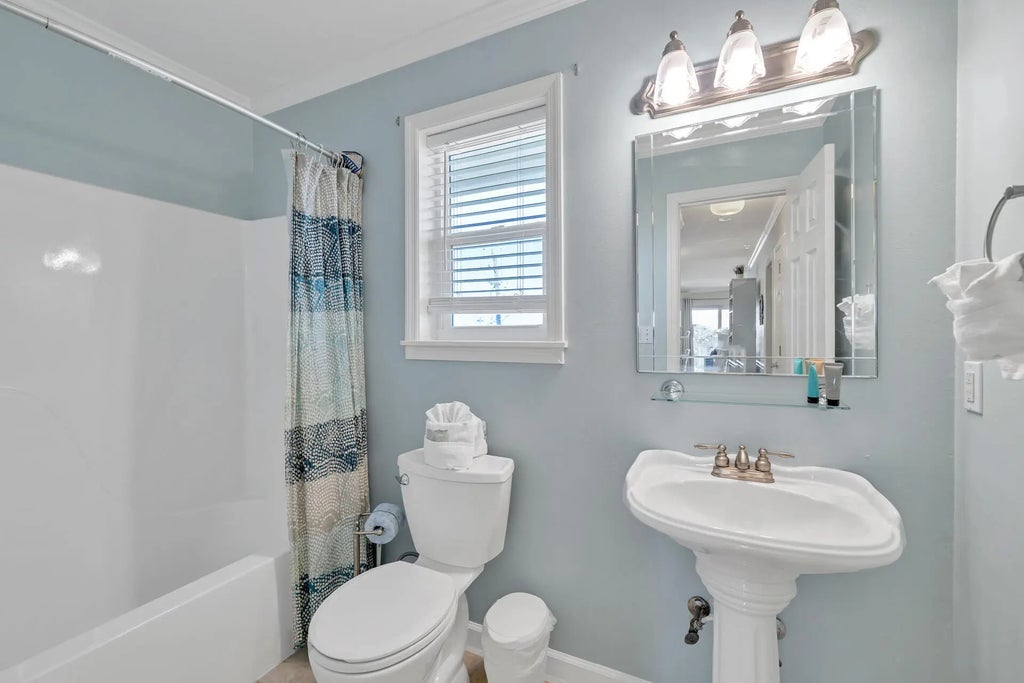 21 of 30 - 1006 Highway 98 Unit 131, Destin, FL