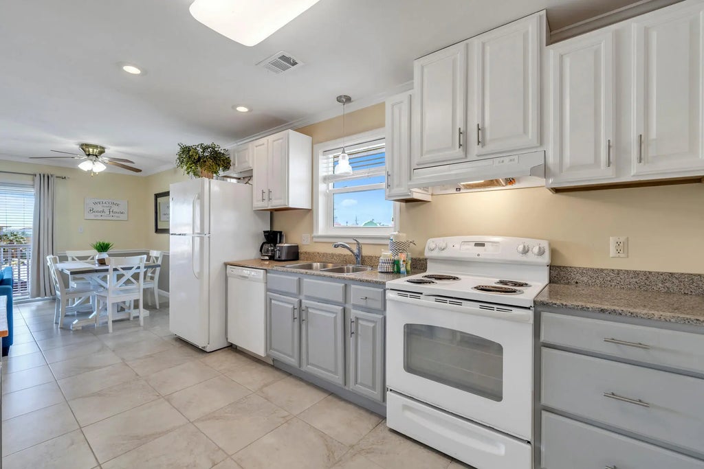 4 of 30 - 1006 Highway 98 Unit 131, Destin, FL