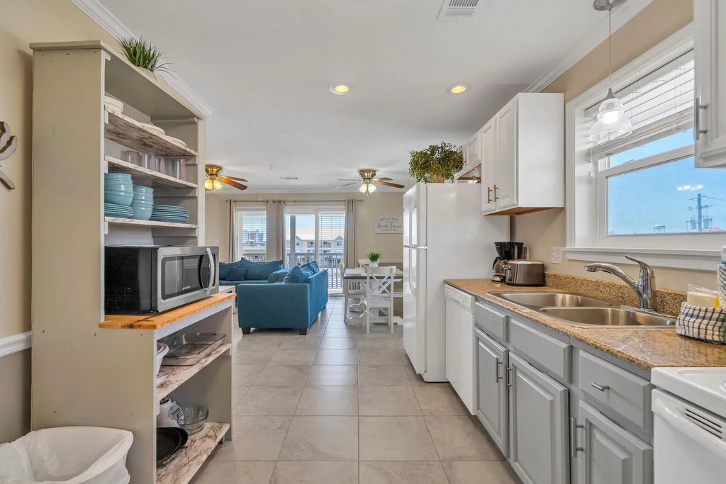 5 of 30 - 1006 Highway 98 Unit 131, Destin, FL