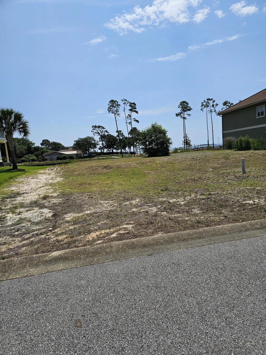 8 of 33 - 9389 Palmetto Ridge Court, Navarre, FL