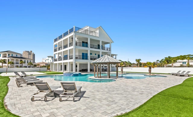 111 E Beach Drive, Miramar Beach