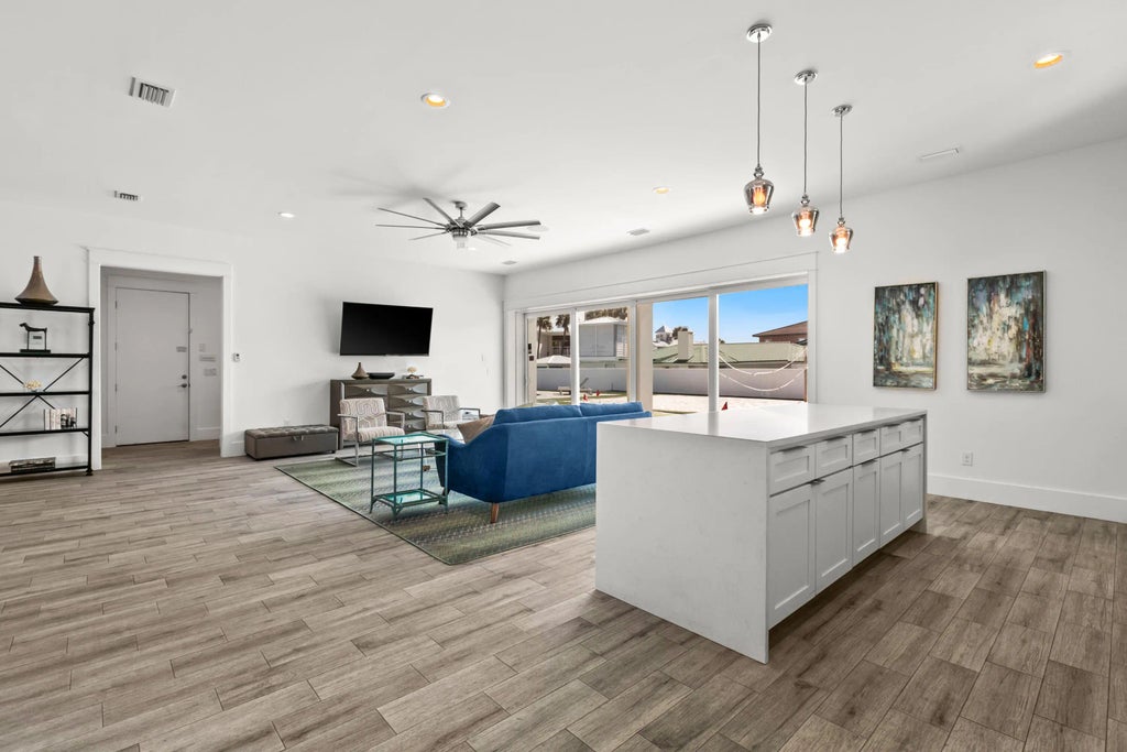 62 of 98 - 111 E Beach Drive, Miramar Beach, FL