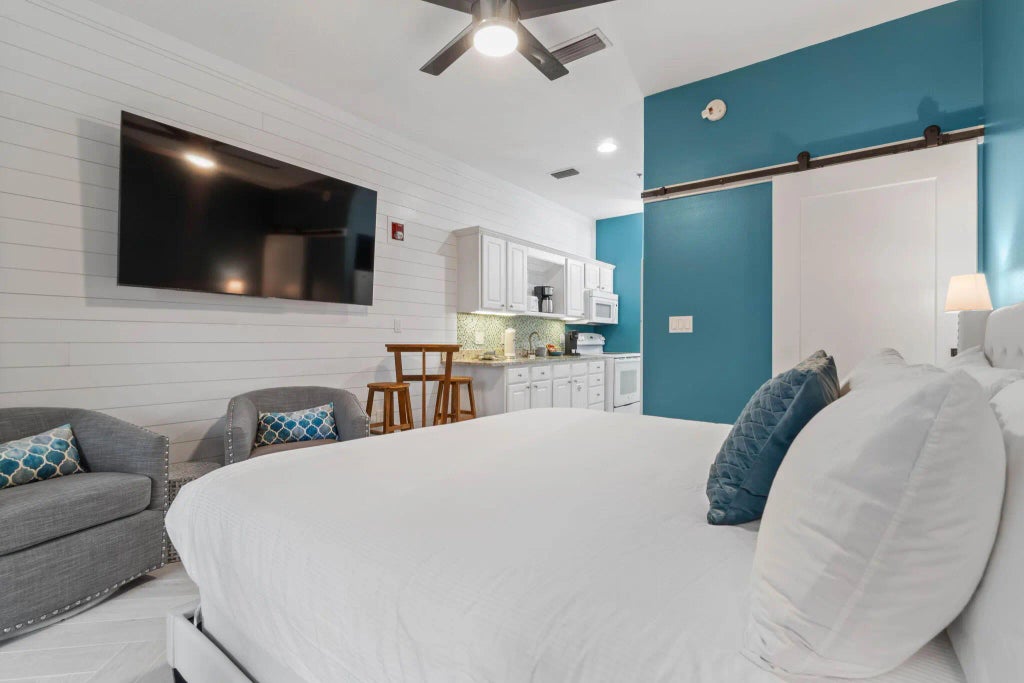 12 of 25 - 9955 E County Highway 30a 100, Seacrest, FL