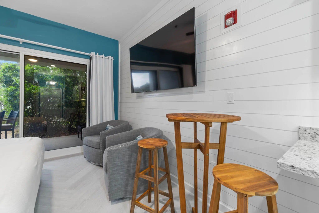 14 of 25 - 9955 E County Highway 30a 100, Seacrest, FL