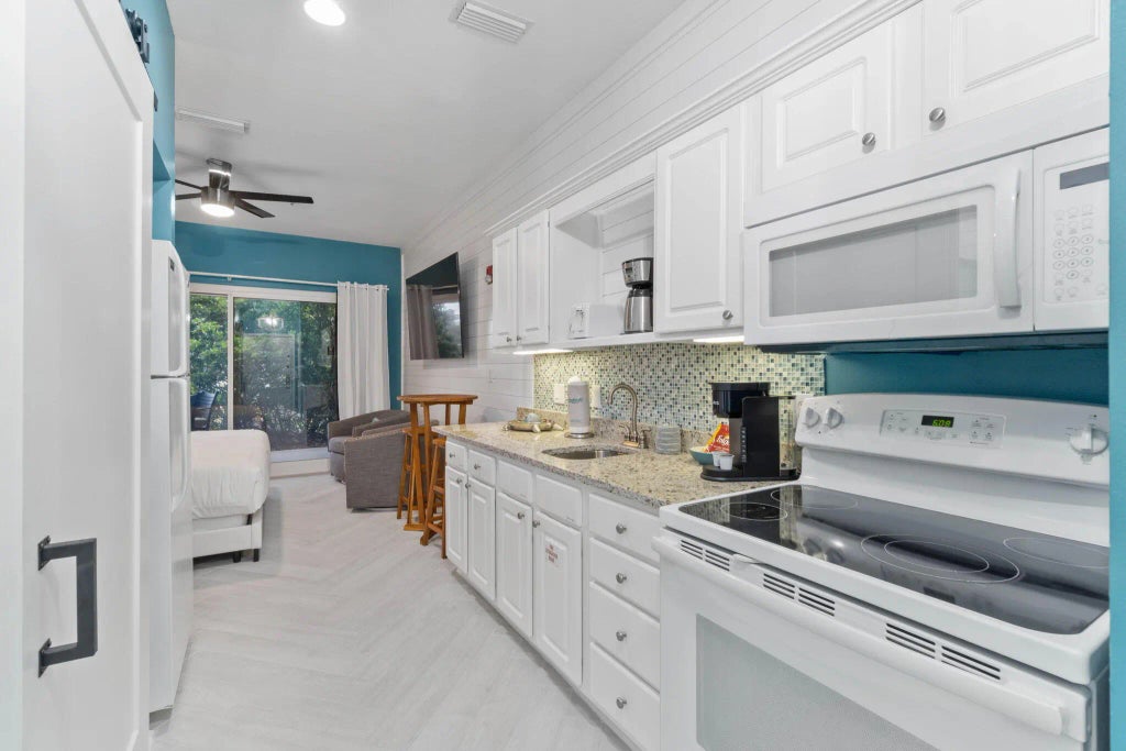 4 of 25 - 9955 E County Highway 30a 100, Seacrest, FL