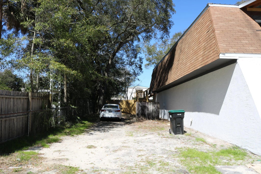 26 of 35 - 106 Star Drive A, B, C, Fort Walton Beach, FL